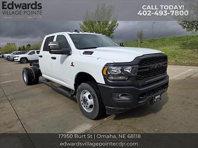 2024 Ram 3500 Crew Cab DRW 4x4, Cab Chassis for sale #FV100319 - photo 1