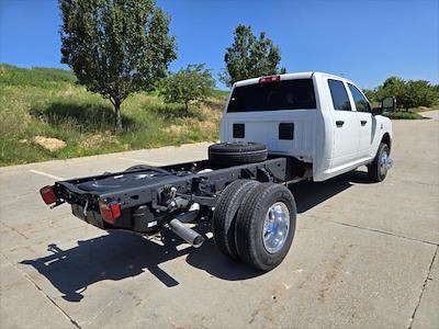 2024 Ram 3500 Crew Cab DRW 4x4, Cab Chassis for sale #V266029 - photo 2