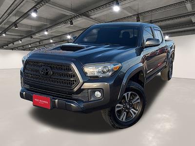 Used 2016 Toyota Tacoma - photo 1