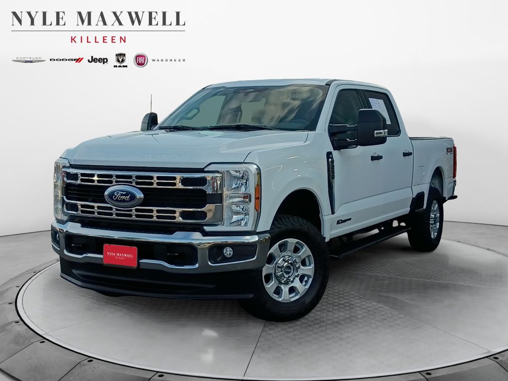 Used 2024 Ford F-250 - photo 1