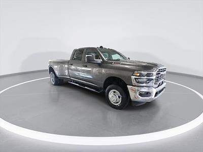 New 2026 Ram 3500 Tradesman Crew Cab 4x4 DRW Pickup for sale #TG179182 - photo 2