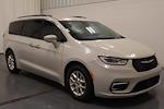 Used 2021 Chrysler Pacifica Touring L Minivan for sale #MR528112 - photo 3