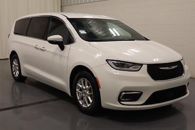 Used 2023 Chrysler Pacifica Touring Minivan for sale #PR555654 - photo 2