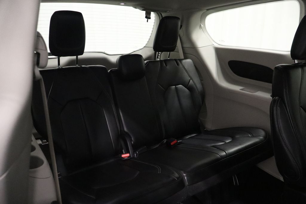 Used 2023 Chrysler Pacifica - photo 20