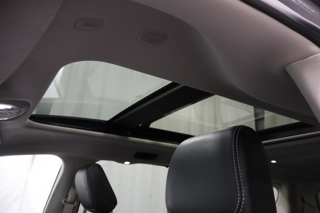Used 2023 Chrysler Pacifica - photo 25