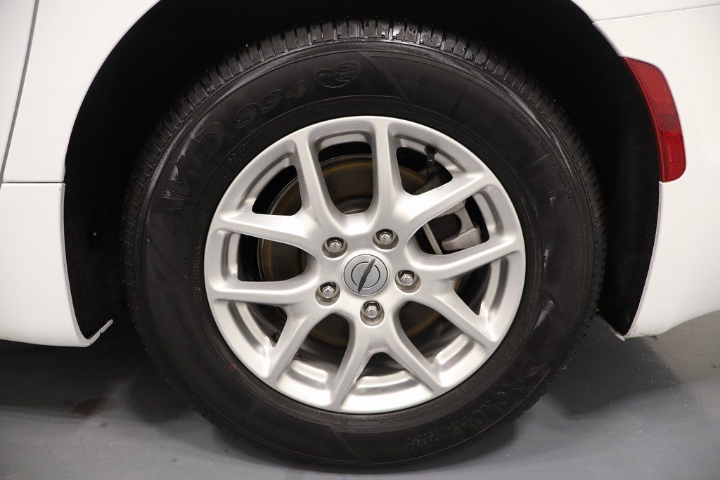 Used 2025 Chrysler Pacifica - photo 28