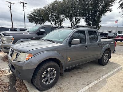 Used 2017 Nissan Frontier - photo 1