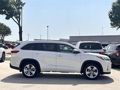 Used 2018 Toyota Highlander Limited SUV for sale #JS266058A - photo 2