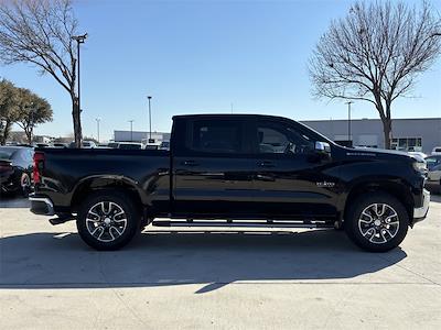 Used 2019 Chevrolet Silverado 1500 LT Crew Cab for sale #KG285969 - photo 2