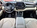 2021 Toyota Highlander FWD SUV for sale #MS048274A - photo 8