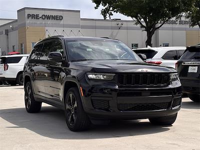 2022 Jeep Grand Cherokee L 4x2 SUV for sale #N8537451 - photo 1