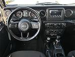 Used 2022 Jeep Gladiator Altitude Crew Cab for sale #NL140483A - photo 10