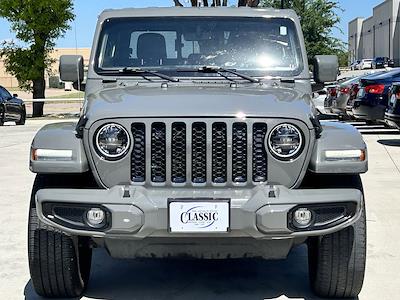 Used 2023 Jeep Gladiator - photo 1
