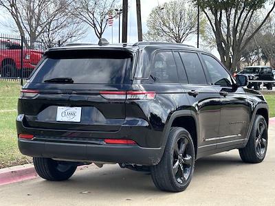 Used 2023 Jeep Grand Cherokee - photo 1