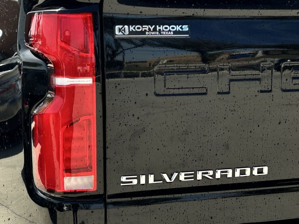 Used 2024 Chevrolet Silverado 2500 - photo 8