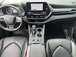 2023 Toyota Highlander FWD SUV for sale #PS011440A - photo 11