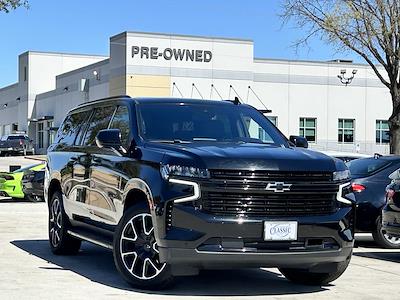 Used 2024 Chevrolet Suburban - photo 1
