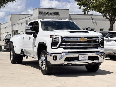 2025 Chevrolet Silverado 3500 Crew Cab 4x4 Pickup for sale #SF329533 - photo 1