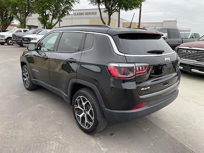 Used 2025 Jeep Compass - photo 1