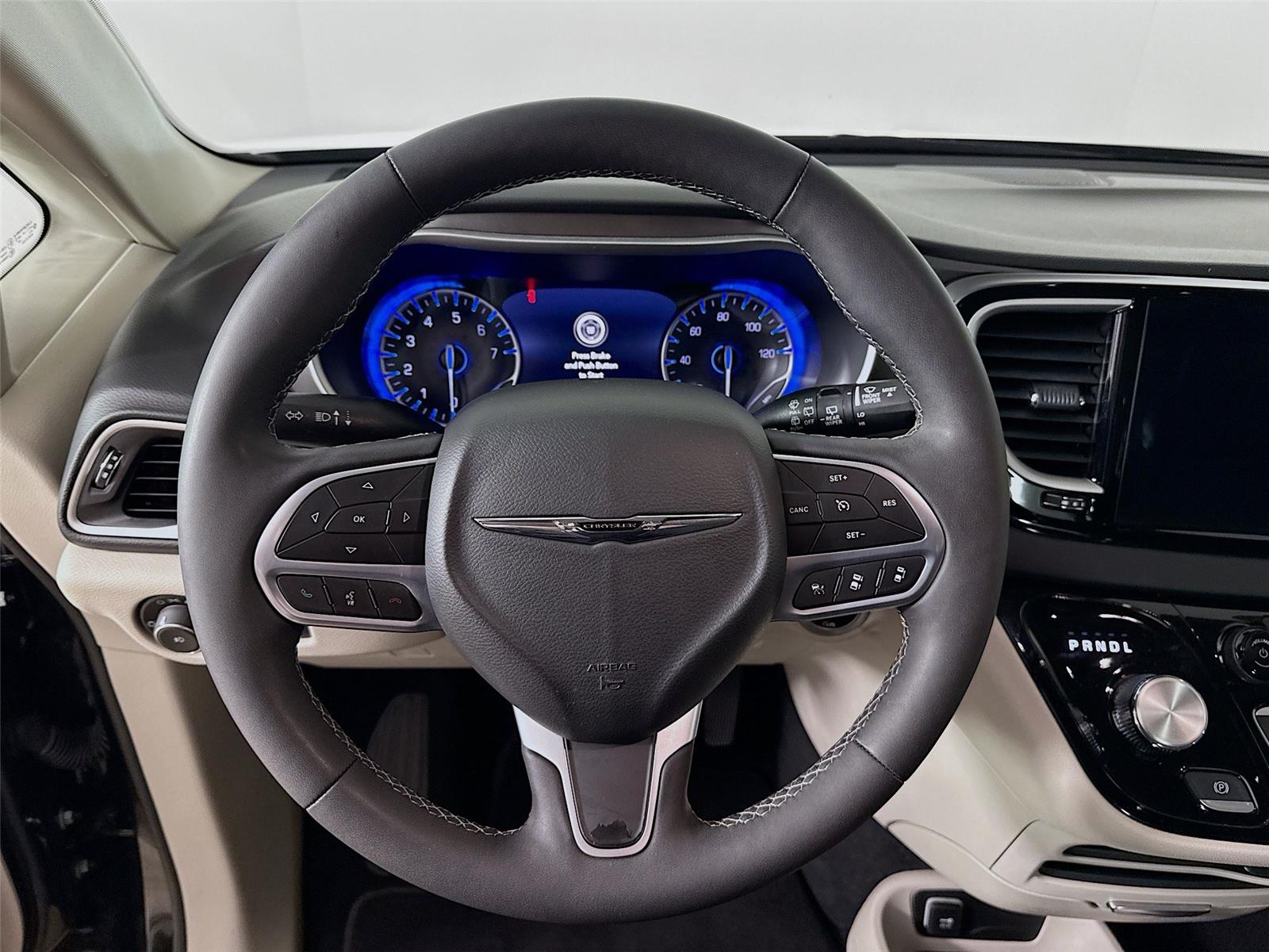 Used 2024 Chrysler Pacifica - photo 14