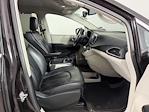 2018 Chrysler Pacifica FWD Minivan for sale #E25C0181 - photo 15