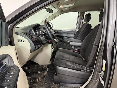 Used 2016 Dodge Grand Caravan SE Minivan for sale #E26C0181 - photo 2
