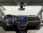 2017 Chrysler Pacifica FWD Minivan for sale #E26C0221 - photo 3