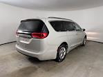 2017 Chrysler Pacifica FWD Minivan for sale #E26C0221 - photo 7