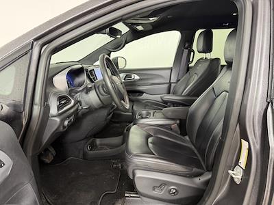 2023 Chrysler Pacifica FWD Minivan for sale #E26C0241 - photo 2