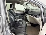 2019 Chrysler Pacifica FWD Minivan for sale #E26R0222 - photo 15