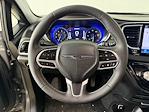 Used 2025 Chrysler Pacifica Select Minivan for sale #EP0361 - photo 4