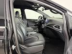 Used 2025 Chrysler Pacifica Select Minivan for sale #EP0374 - photo 15