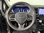 Used 2025 Chrysler Pacifica Select Minivan for sale #EP0374 - photo 4