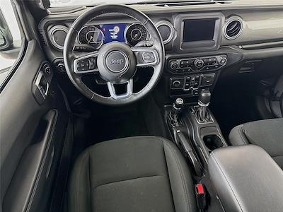 Used 2021 Jeep Gladiator - photo 1