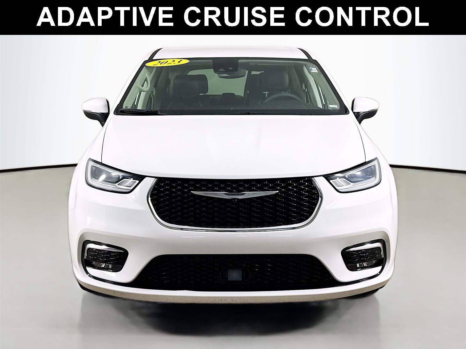 Used 2023 Chrysler Pacifica - photo 34
