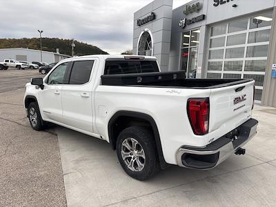 Used 2020 GMC Sierra 1500 SLE Crew Cab 4WD Pickup for sale #305558 - photo 2