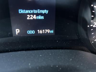 Used 2022 Toyota Sienna XLE Minivan for sale #78559 - photo 2