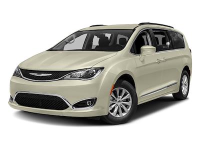 Used 2017 Chrysler Pacifica - photo 1