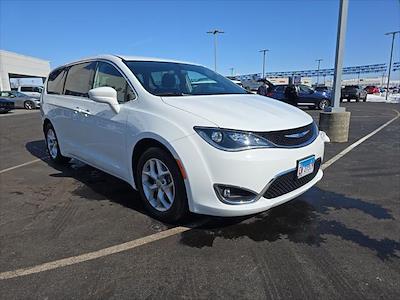 Used 2018 Chrysler Pacifica - photo 1