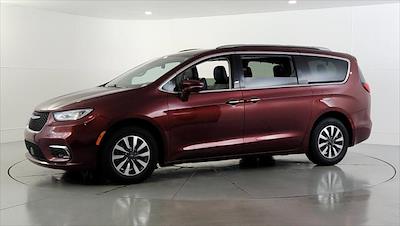 Used 2021 Chrysler Pacifica - photo 1