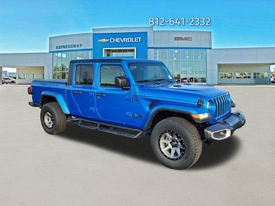Used 2022 Jeep Gladiator - photo 1