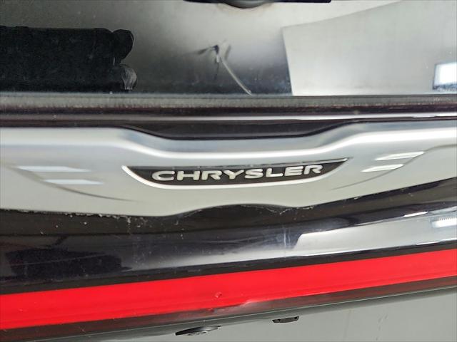 Used 2023 Chrysler Pacifica - photo 38