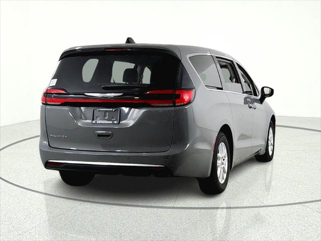 Used 2023 Chrysler Pacifica - photo 31