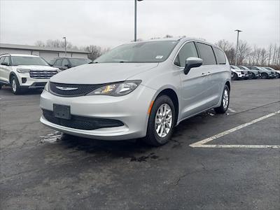 Used 2023 Chrysler Voyager - photo 1
