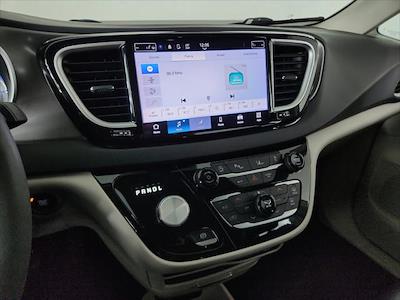 2024 Chrysler Pacifica FWD Minivan for sale #RR118979D - photo 2