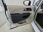 2024 Chrysler Pacifica FWD Minivan for sale #RR124403D - photo 37