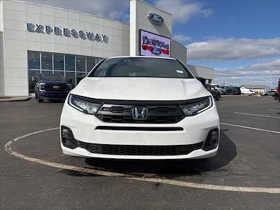 Used 2025 Honda Odyssey - photo 1