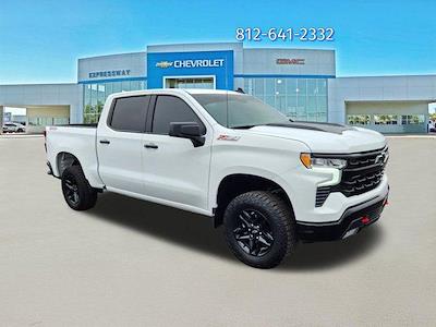 Used 2025 Chevrolet Silverado 1500 - photo 1