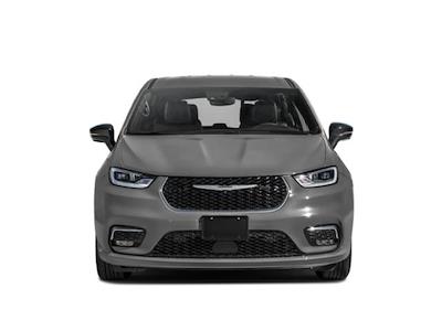 Used 2025 Chrysler Pacifica - photo 1