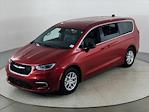 Used 2025 Chrysler Pacifica Select Minivan for sale #SR544820D - photo 10